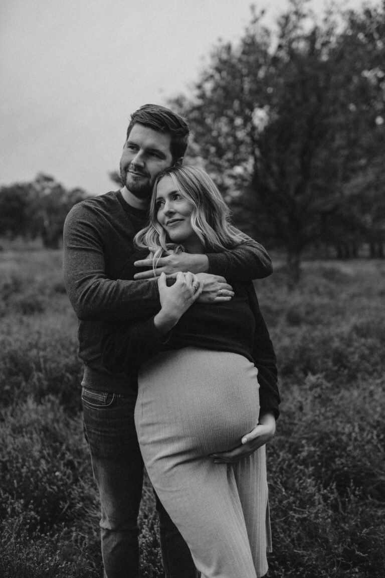 Lovedbytrine-Photography069-Babybauch-VenloerHeide