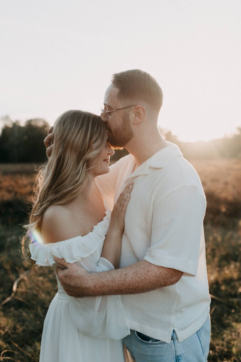 5 - Lovedbytrine Photography049_Paarshooting_Verlobungsshooting_Venloer Heide