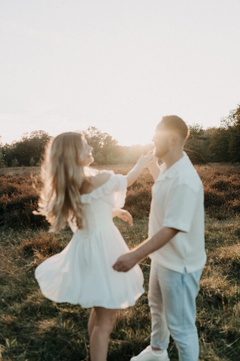 7 - Lovedbytrine Photography059_Paarshooting_Verlobungsshooting_Venloer Heide